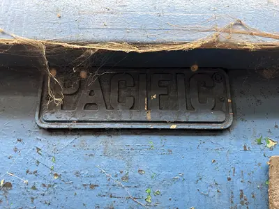 10’ X ¼” PACIFIC MODEL #250B10 HYDRAULIC SHEAR: STOCK #23403