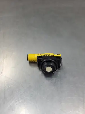 BANNER QS18UPAQ8 (1443C) Ultrasonic Sensor, 12-30VDC. 5E-36/3
