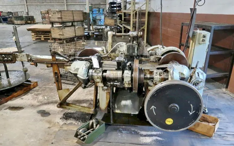Used NILSON S-326 Wire Forming (and Four Slides) Ohio US | Yoder Brothers machinery #228124
