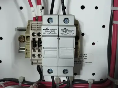 Used EATON SVX004A1-5A4N1 Switchgears British Columbia CA | Lenmark #240405