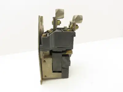 Allen Bradley 702L-EOD92 Lighting Contactor 2-Pole 200A 120V Coil Ser K 600V Max