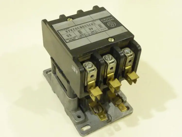 Used GENERAL ELECTRIC / GE CR253DB302AAA PLC Contactors | Ideal Machinery #623449