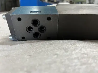 USED BOSCH 0811-404-039 SOLODENOID VALVE