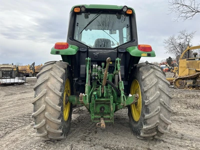 Used 2015 JOHN DEERE 6120M Utility Tractors New York US | Abele Tractor #1343060