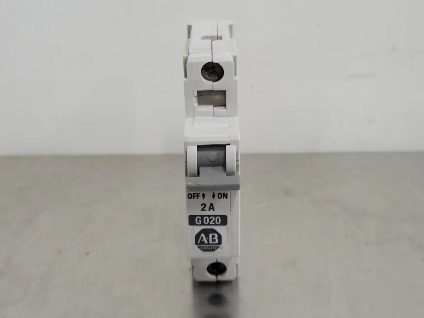 USED ALLEN-BRADLEY 1492-CB1 G020