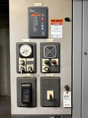 ABB CUTLER HAMMER 2500/3333 kVA 13800 Delta to 600Y Dry Type Transformer W/ GEAR