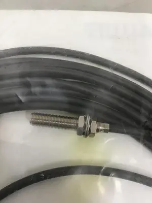 NEW BALLUFF BES 516-3006-E4-C-PU-05