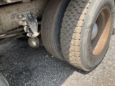 Used 2013 FORD LGT CONVENTIONAL Conventional trucks Michigan US | Miedema Asset Management Group #1370018