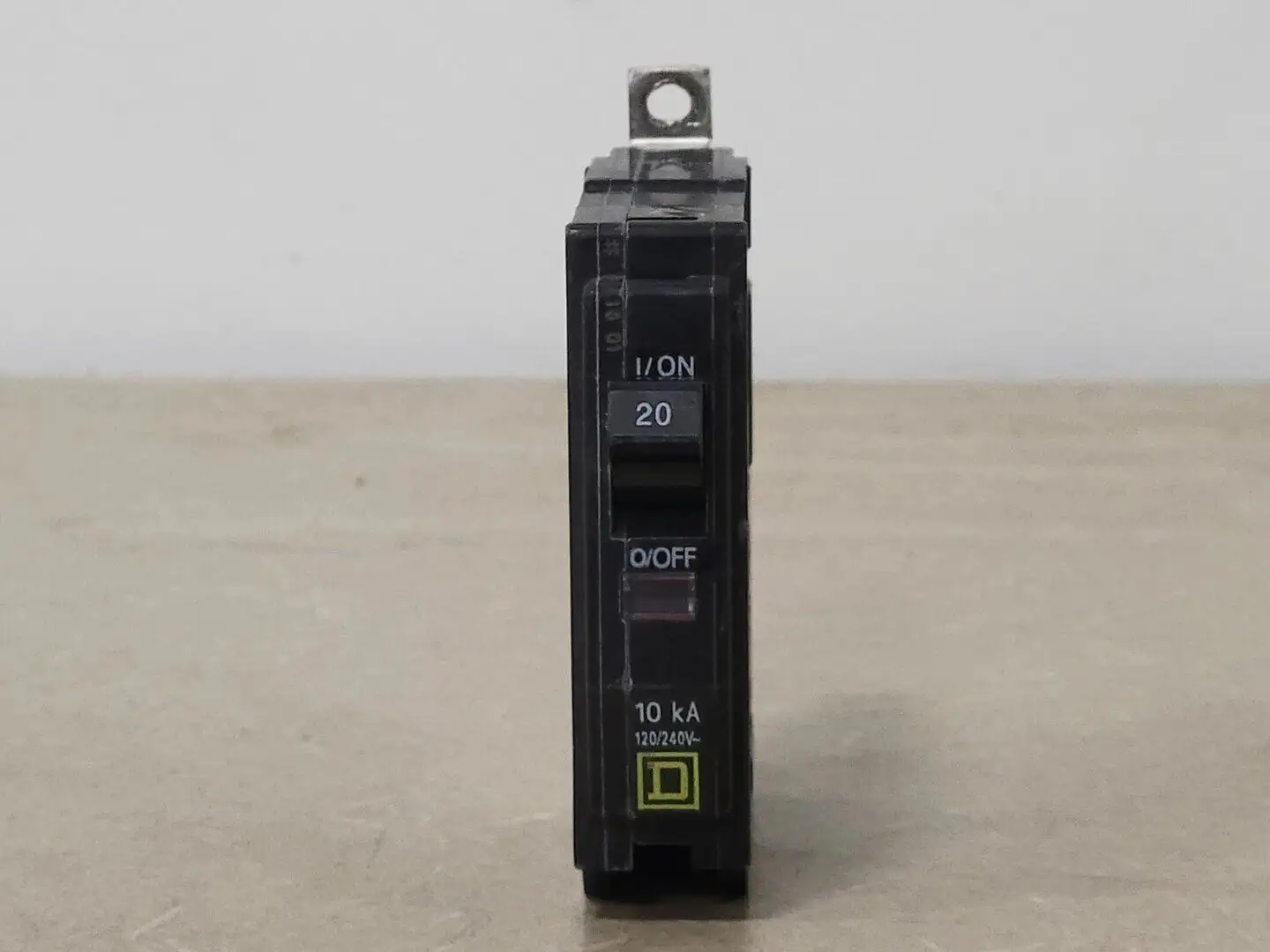 USED SQUARE D QOB120