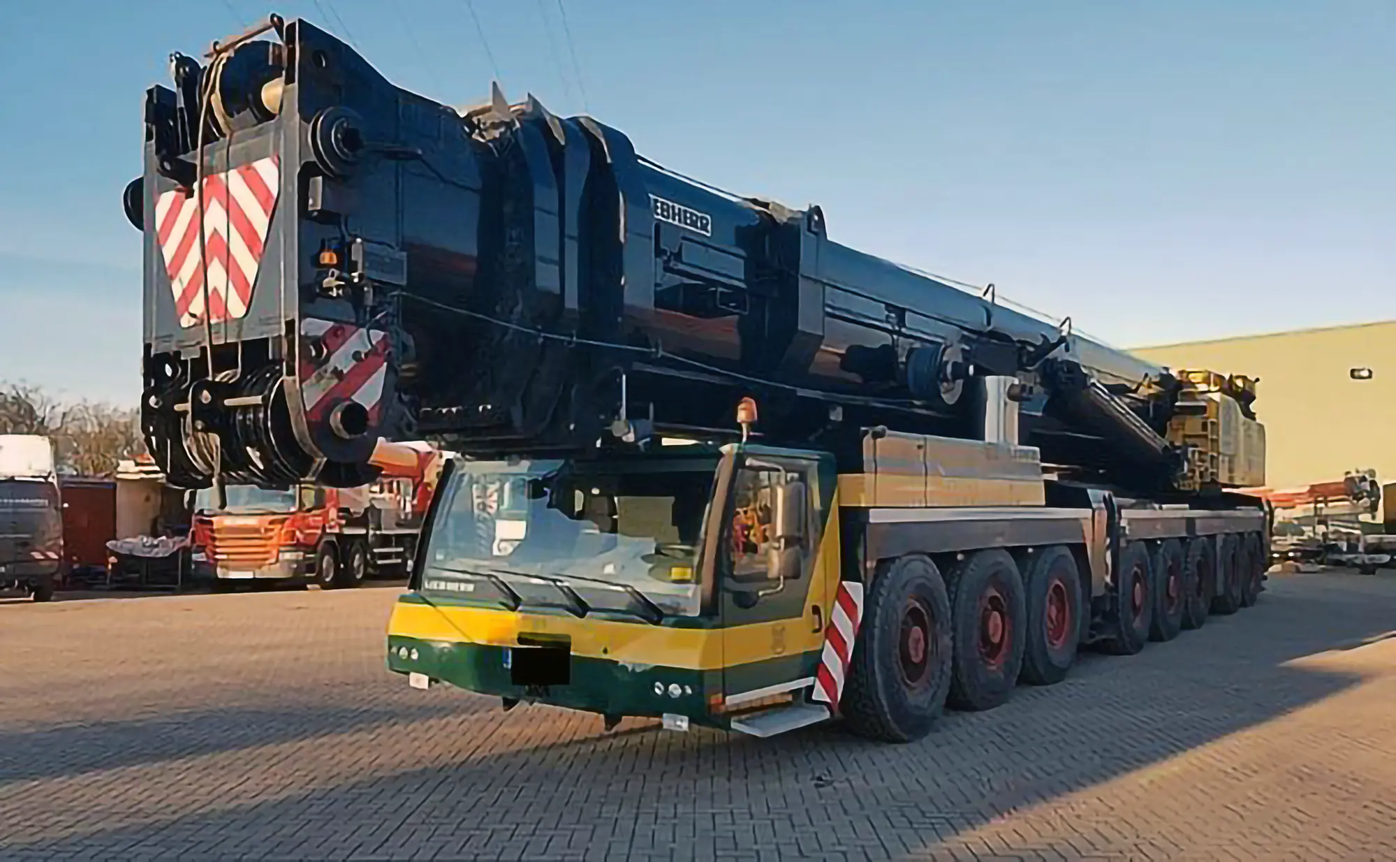 Used 2011 LIEBHERR LTM 1500-8.1 Mobile Cranes Texas US | Uriquip #1421205