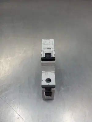 USED Siemens 5SY41 MCB C6 CIRCUIT BREAKER, 1 POLE, 6A (5DY4106-7)