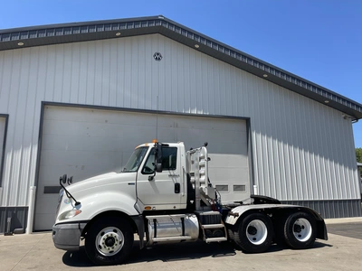 USED 2012 INTERNATIONAL LF667