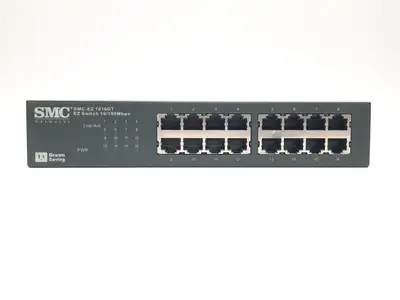 SMC-EZ1016DT | Unmanaged Fast Ethernet Switch, 16-Ports RJ-45 10/100 Mbps - Used