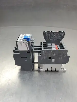 ABB A123010 28A 1000VAC Contactor w/TA25DU & CA510 Auxiliary Contactor 4A43