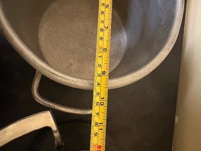 cooking pots