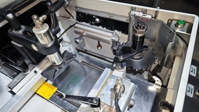 FOM INDUSTRIE Variable Angle End Mill, in excellent condition