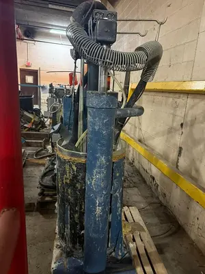 Used _UNKNOWN_ _UNKNOWN_ Glue Machines Pennsylvania US | Global Equipment International, LLC #1430366