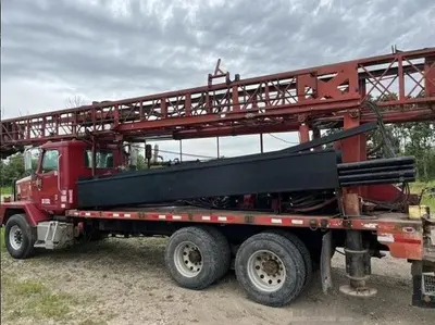 USED 2002 INGERSOLL RAND TH60 TRUCK