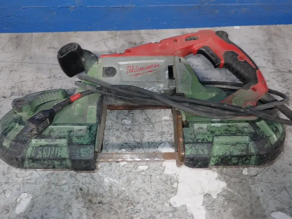 USED MILWAUKEE 623220