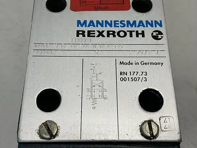USED MANNESMANN REXROTH 4WRE 10 EA64-14/24K4/V-468