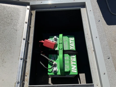 USED 2017 STARCRAFT RENEGADE 168
