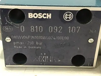 USED BOSCH 0 810 092 107
