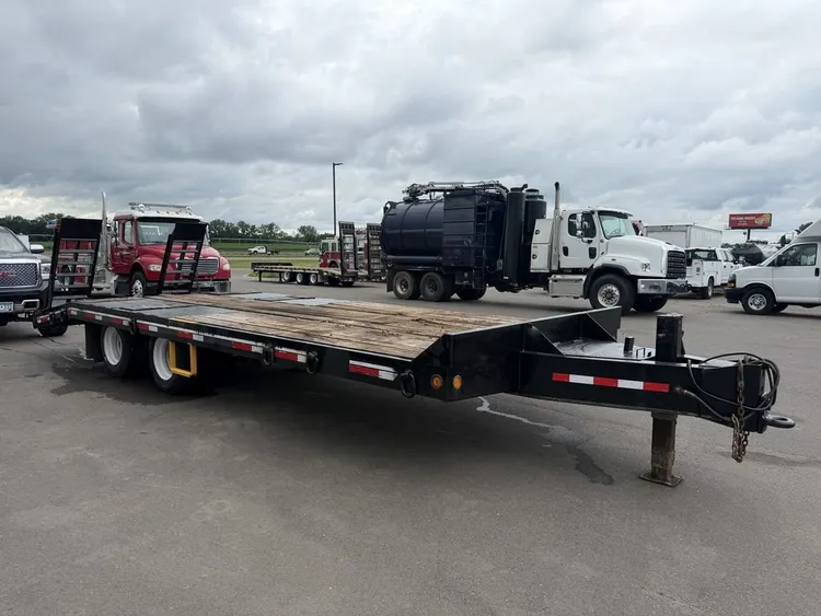 Used 2015 INTERSTATE 24D Flatbed Trailers Minnesota US | Carco Truck & Equipment #1513971