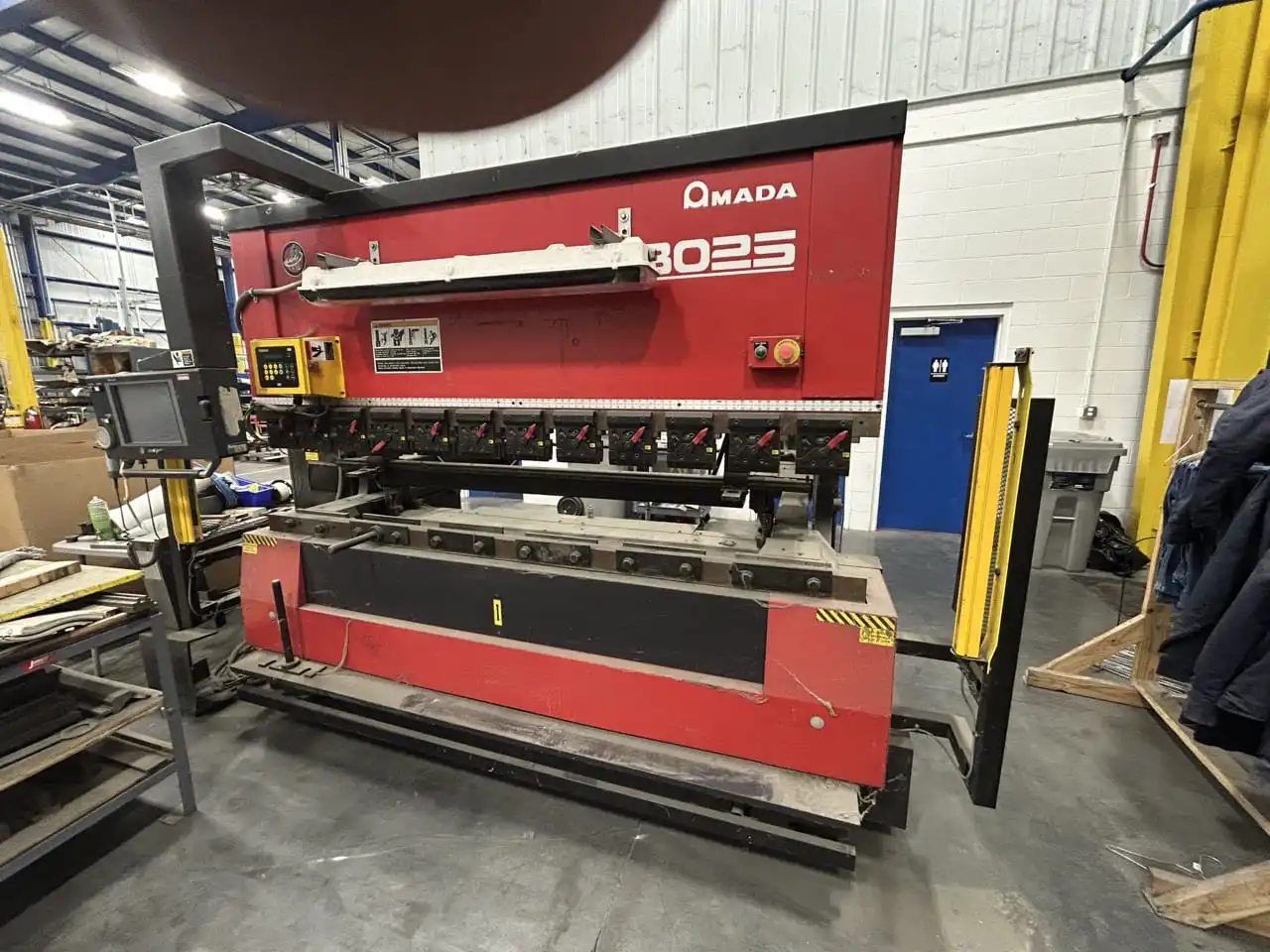 USED 2000 AMADA 8025NT