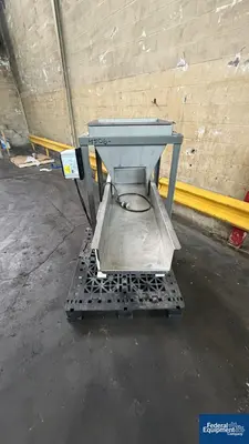 USED Eriez Eriez Vibrating Feeder, Model HS66
