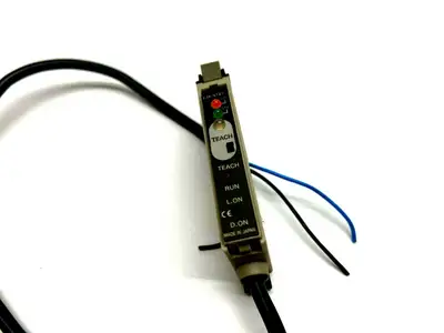 Used Omron Teaching Photoelectric Sensor Photoelectric Sensors Michigan US | Maverick Industrial Sales #1390914