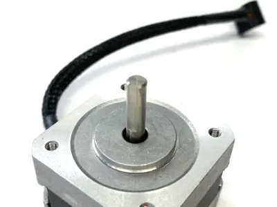 Used Oriental Motor Vexta 5-Phase Stepper Motor 0.72° Step, 18.4oz-in, NEMA1 Motors (misc) Michigan US | Maverick Industrial Sales #1398203