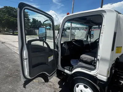 Used 2019 ISUZU NRR Box trucks Florida US | Truck and Van Outlet #1509130