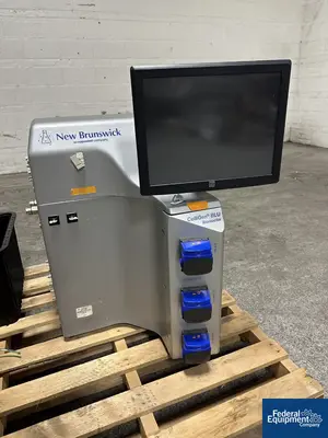 USED New Brunswick Eppendorf New Brunswick CelliGen BLU Bioreactor