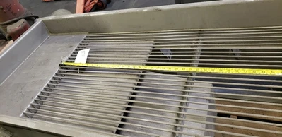 USED KEY FARMCO SHAKER WITH RODS
