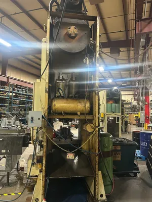 1980 KOMATSU obs 150 Gap Frame (OBS) Presses | Universal Press & Machinery (UPM) (3)