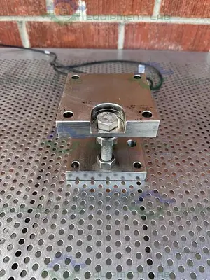 USED METTLER TOLEDO FLEXMOUNT SCALE WEIGH MODULE W/ 0958 LOAD CELL JUNCTION BOX