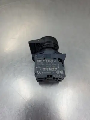 USED Allen-Bradley 800F-N3W/800F-X10 LED Blue Pushbutton Switch
