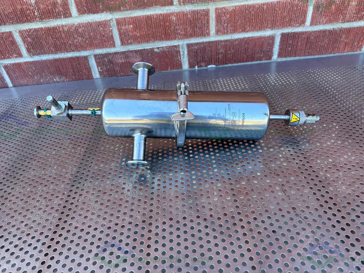 USED SARTORIUS 7P010QY25SCPGCLB STAINLESS STEEL FILTER HOUSING W/ FILTER