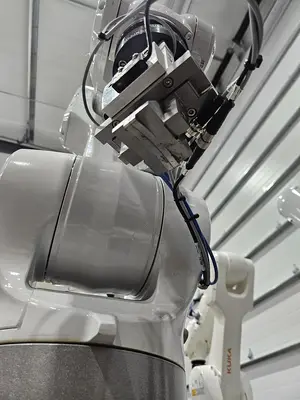 USED 2024 KUKA KR10 R1100