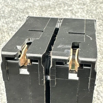 Used ITE q220 Circuit Breakers California US | Davliegogo LLC #1706458