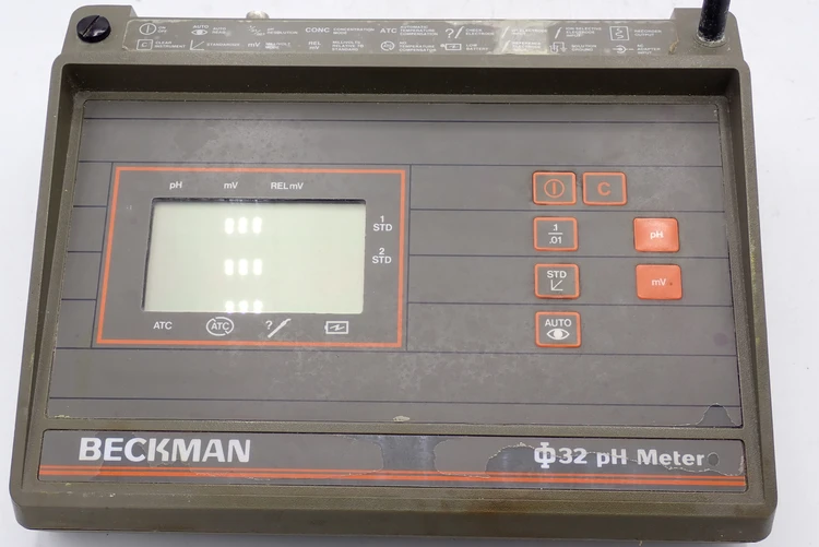 Used BECKMAN PHI32 Meters - Misc Connecticut US | BG Industrial Surplus #472469