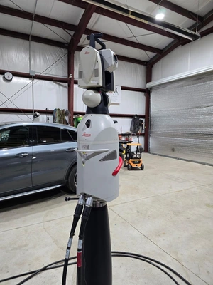 USED 2009 LEICA AT-901