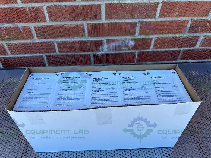 NEW CASE OF 50 - VWR 10861-698 TISSUE CULTURE PLATES 12 WELL, STERILIZED