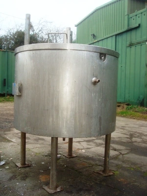 600L S/S JKTD Enclosed Mixing Tank