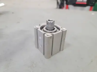 USED SMC NCQ2L40-25DZ
