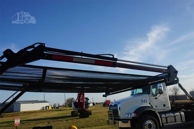 Used 2027 ISUZU FVR Hooklifts & Roll-Offs Texas US | Roll Off Truck World #1491763