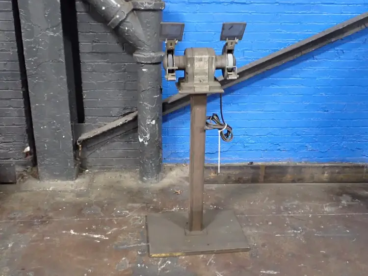 Used CRAFTSMAN _UNKNOWN_ Pedestal Type Grinders (Double End) Ohio US | HGR 24 #895608