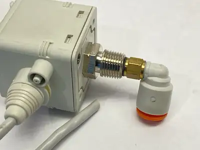 ISE40-T1-62L | SMC  Pneumatic Pressure Switch 12-24VDC CUT CORD - Used