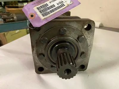 USED WHITE DT33063880