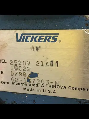 USED VICKERS 2520V21A8111DC22